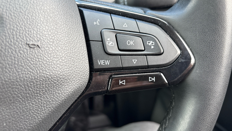 Ford Transit Connect 250 L2 Petrol 1.5 EcoBoost PHEV 150 Active FlexCab Van Auto